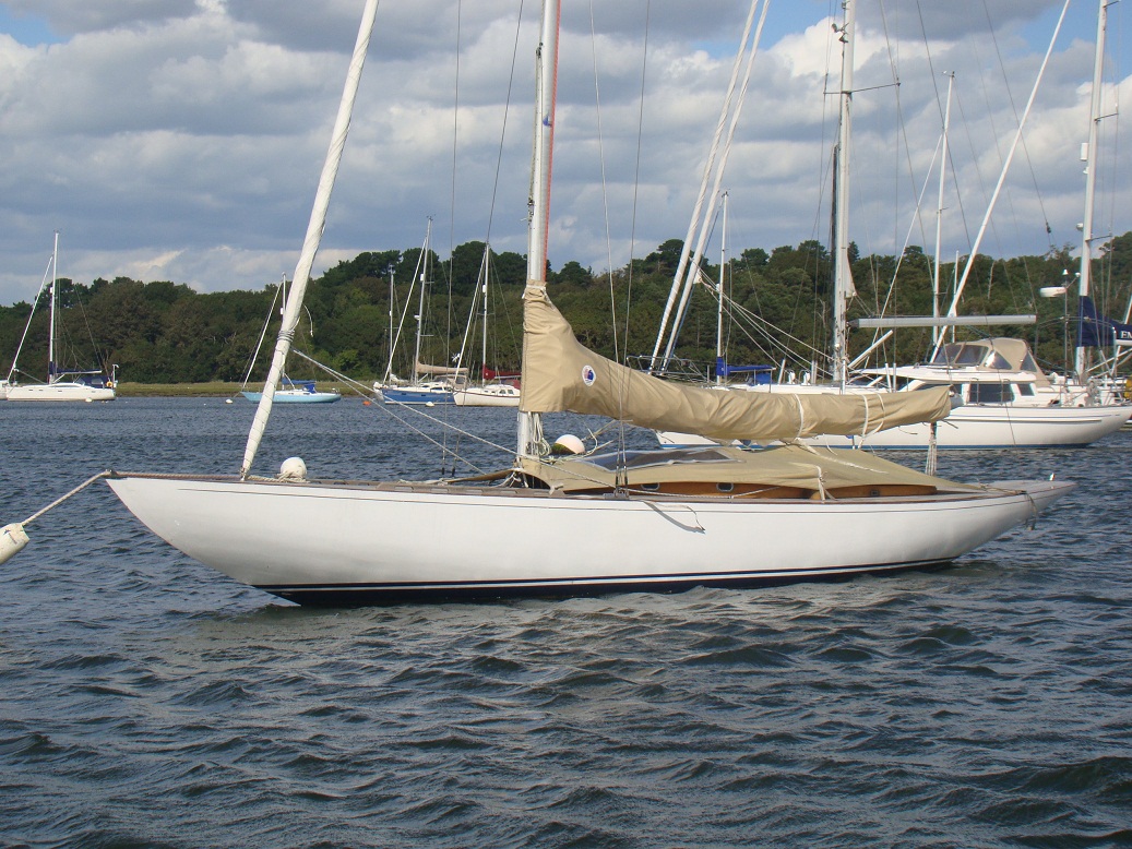 international one design sailboat