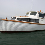Single engine motor yacht