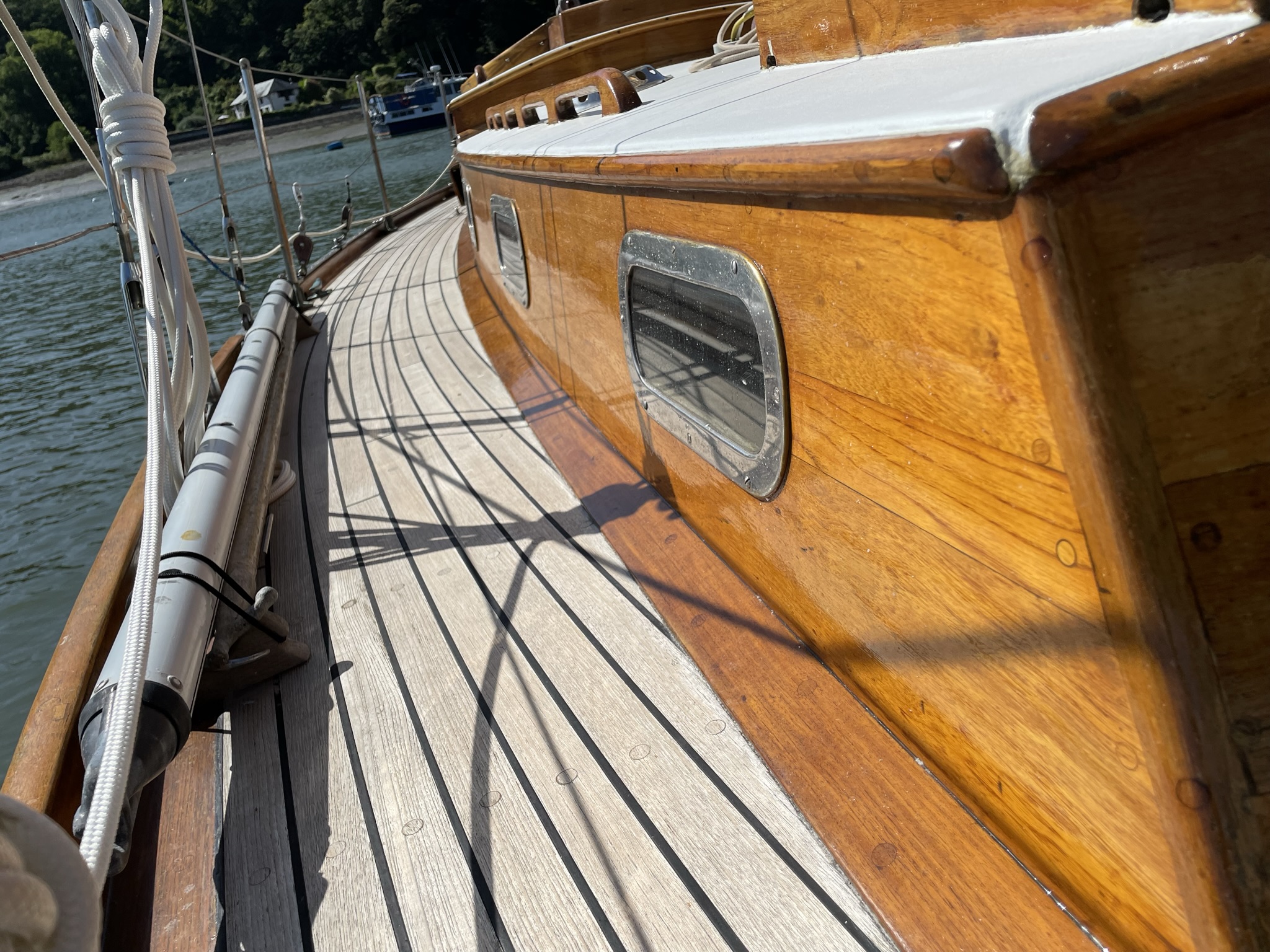 Alan Buchanan Sloop | Classic Wooden Sailing Yacht For Sale