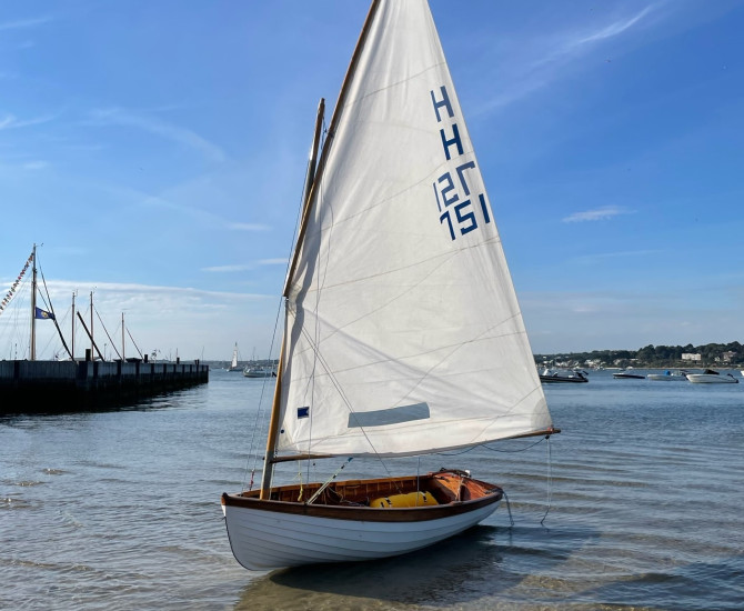12′ Clinker Sailing Dinghy