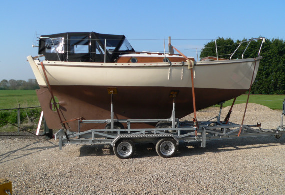 Wooden pocket cruising yacht for sale